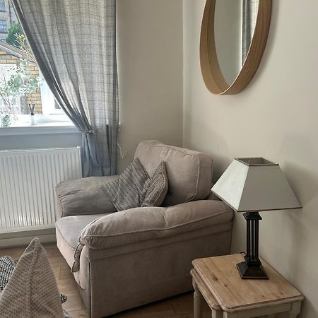 Number Fifty Six Apartman Hawick Kültér fotó